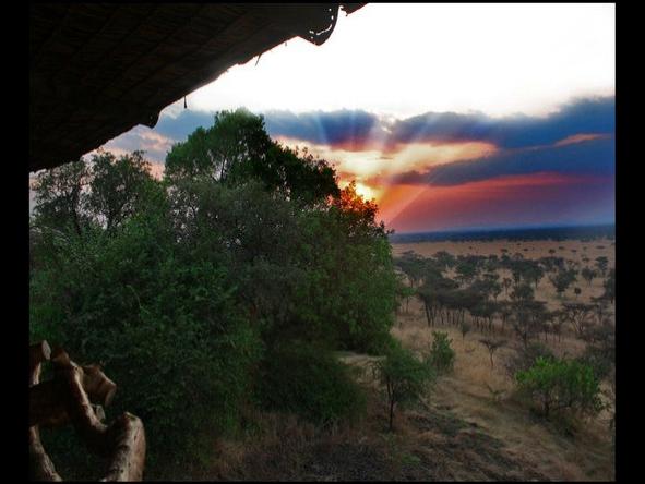 Mbalageti Serengeti - Sunset 